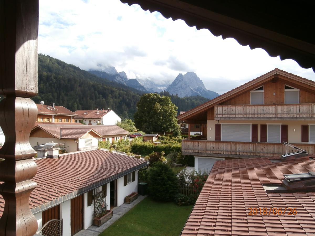 Ferienwohnung Anna Garmisch-Partenkirchen Exterior foto