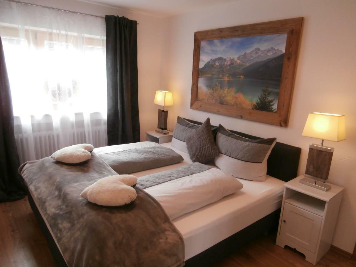 Ferienwohnung Anna Garmisch-Partenkirchen Exterior foto